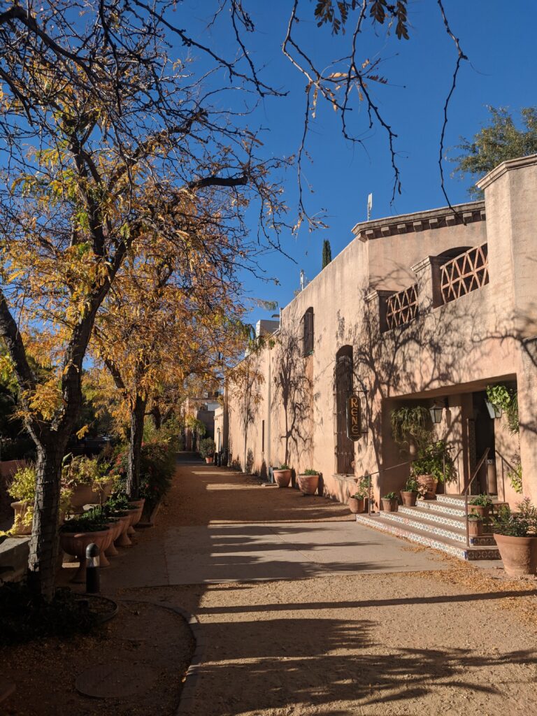 Tlaquepaque Arts & Shopping Village